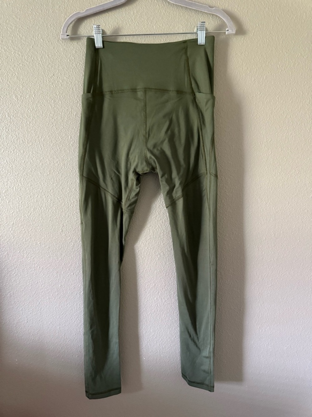 Thinx Period Leggings - Picture 3 of 4
